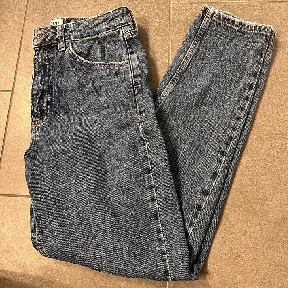 BDG Mom jeans
